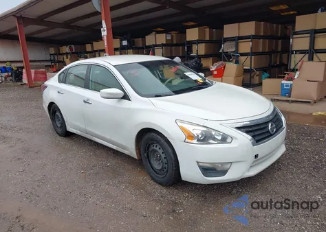 2014 Nissan Altima 2.5 S z USA, uszkodzony, nr VIN 1N4AL3AP2EC139616